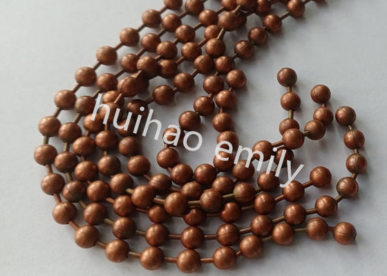 Màn hình bóng màu kim loại sợi dây chuyền hạt cho trang trí khách sạn