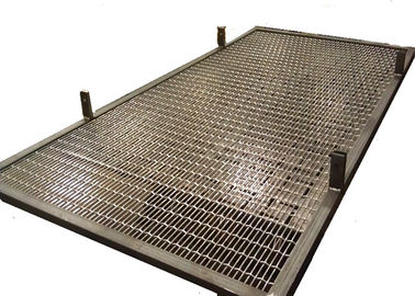 Thiết kế khung tùy chỉnh Vách ngăn nội thất bằng thép không gỉ với lưới dệt cứng nhắc